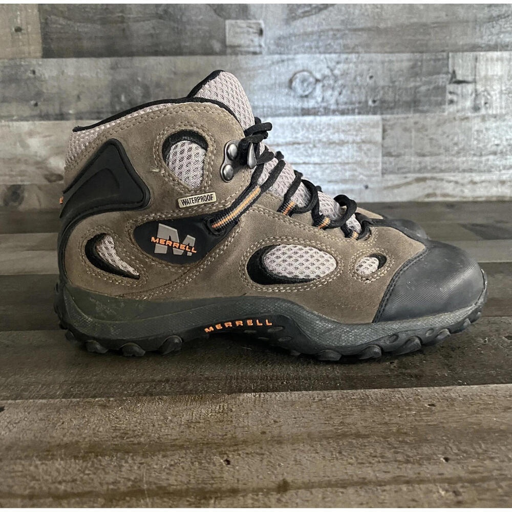 MERRELL Chameleon Mid Kids Size 4.5 Kangaroo/Boa Waterproof Hiking Boots